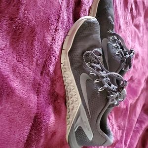 Womens Nike Metcon4, Size 6.5